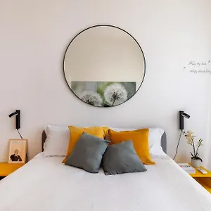  Apartment The House Of Dandelions - Duomo In 15min By Metro M3